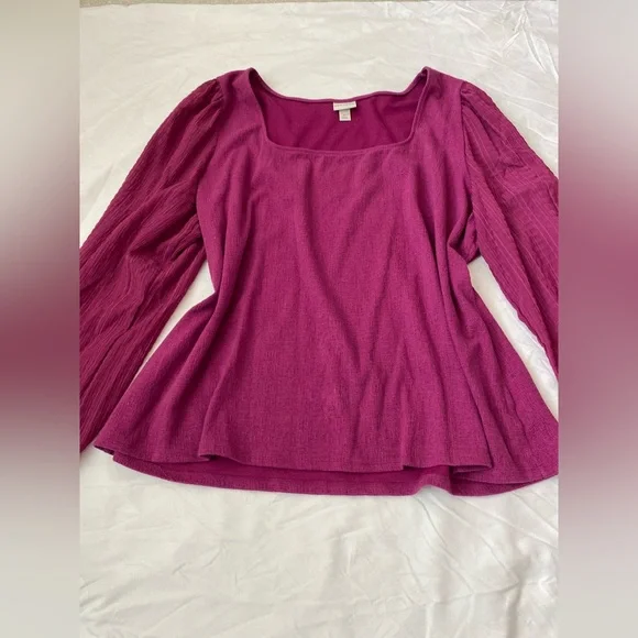 Purple long sleeve blouse with square neckline and puffy sleeves - Picture 4 of 6